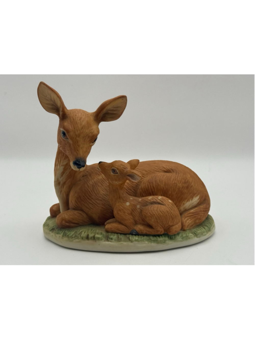 Vintage HOMCO #1441 Ceramic Mother Doe & Fawn Figurine – Made in Thailand